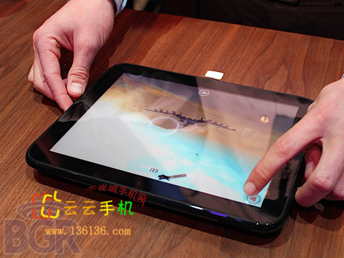 9.7Ӣ˫ƽ HP TouchPadֳ