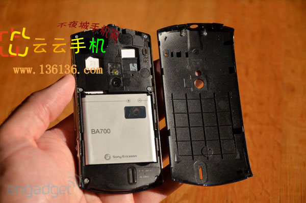 3.7寸安卓 索尼爱立信Xperia Neo图赏