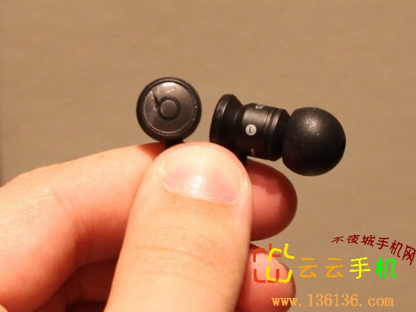 4.31.5GHz˫ HTC Sensation XEͼ