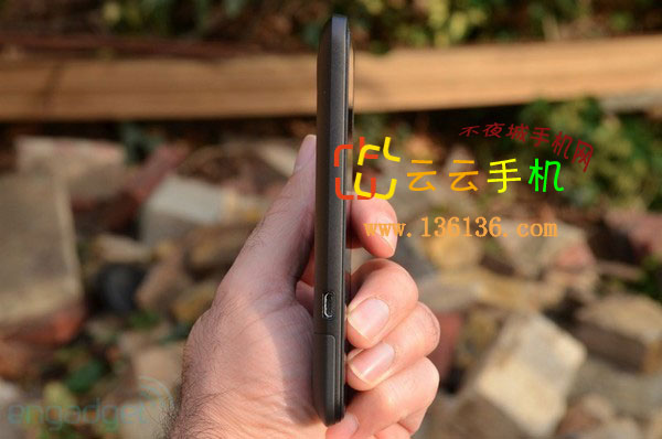 WP7 Mango콢» HTC Titanͼ