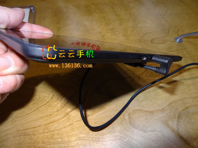 双核安卓平板 7寸Kindle Fire HD图