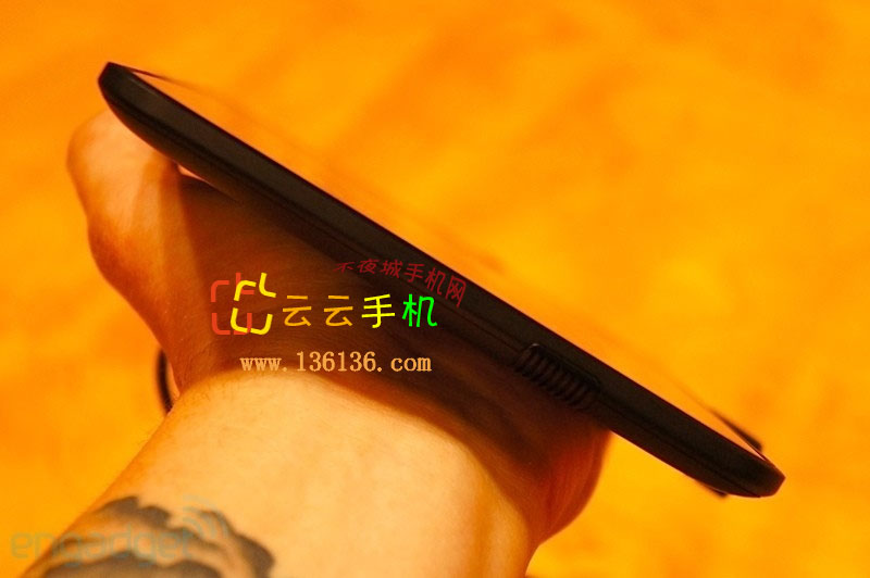 7寸高清双核平板 Kindle Fire HD图