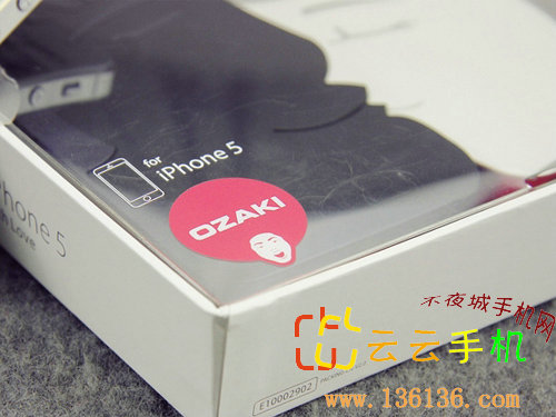 iPhone5甜蜜情侣保护壳 OZAKI系列图赏