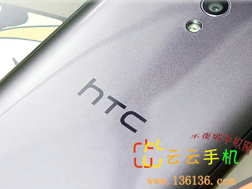 Բĺ˰׿» HTC Desire 700ͼ