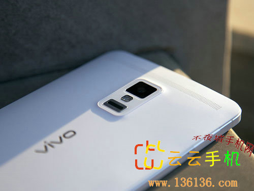 6Ӣĺ˰ɫ vivo Xplay3Sͼ